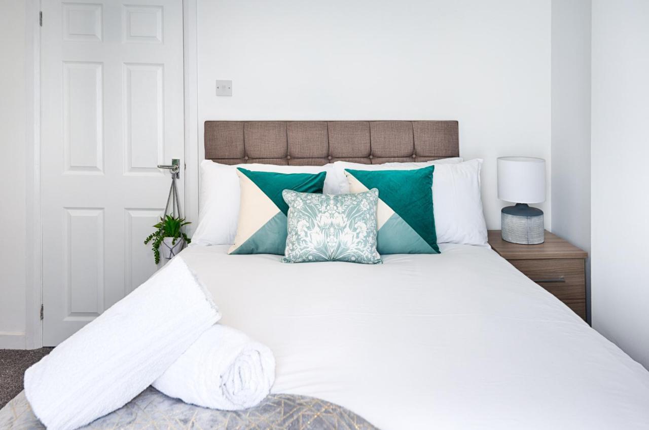 City Centre, Parking, Smart Tv'S In All Rooms Swansea Esterno foto