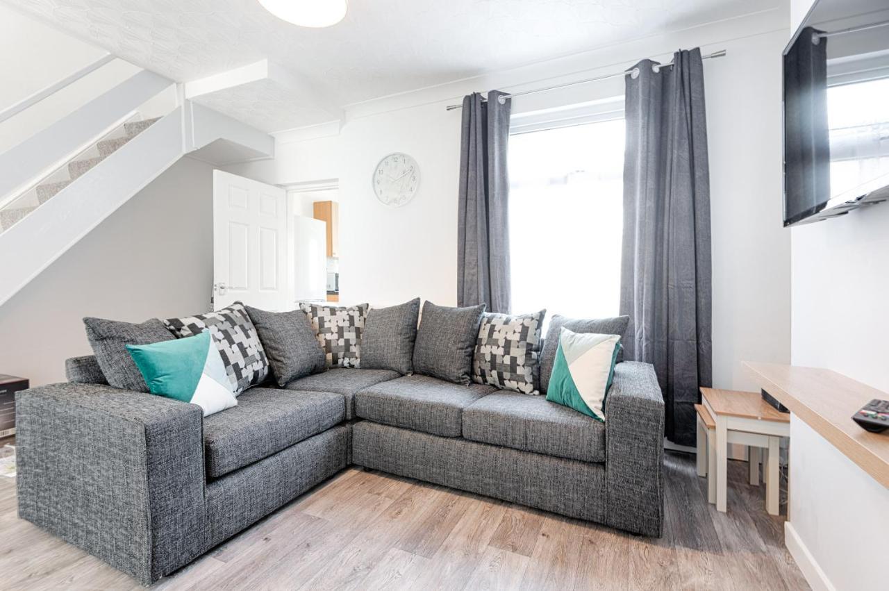 City Centre, Parking, Smart Tv'S In All Rooms Swansea Esterno foto