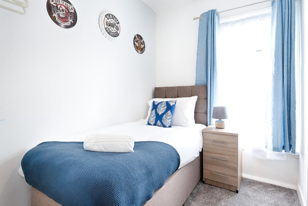 City Centre, Parking, Smart Tv'S In All Rooms Swansea Esterno foto
